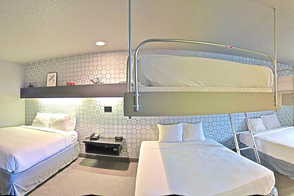 Metropolis Resort - โอแคลร์ ภายนอก รูปภาพ