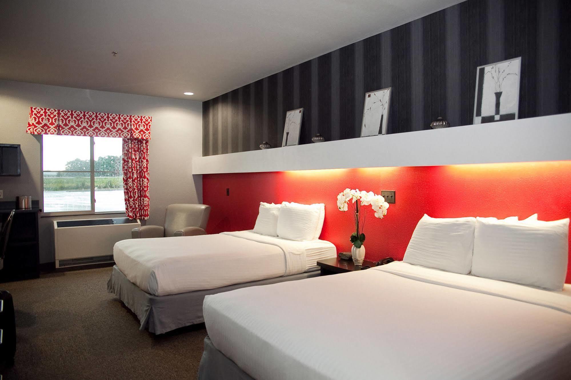 Metropolis Resort - โอแคลร์ ภายนอก รูปภาพ